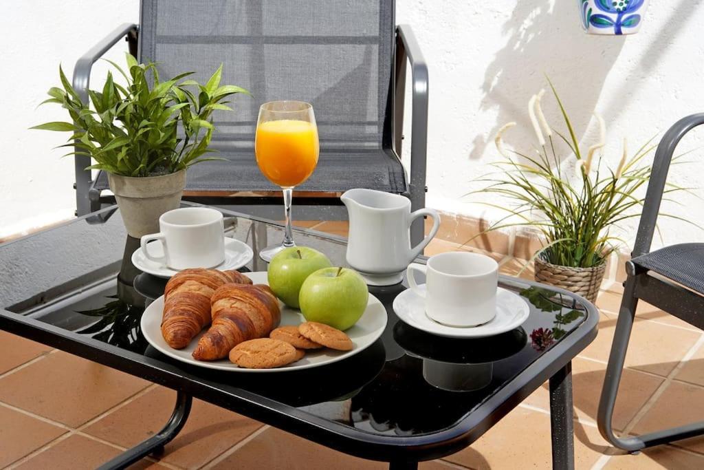 Apartamento Granada Centro. Atico Ayuntamiento ภายนอก รูปภาพ