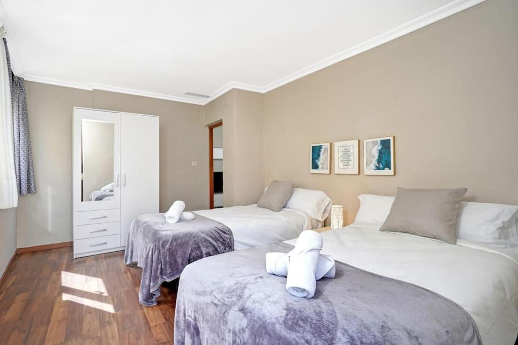 Apartamento Granada Centro. Atico Ayuntamiento ภายนอก รูปภาพ