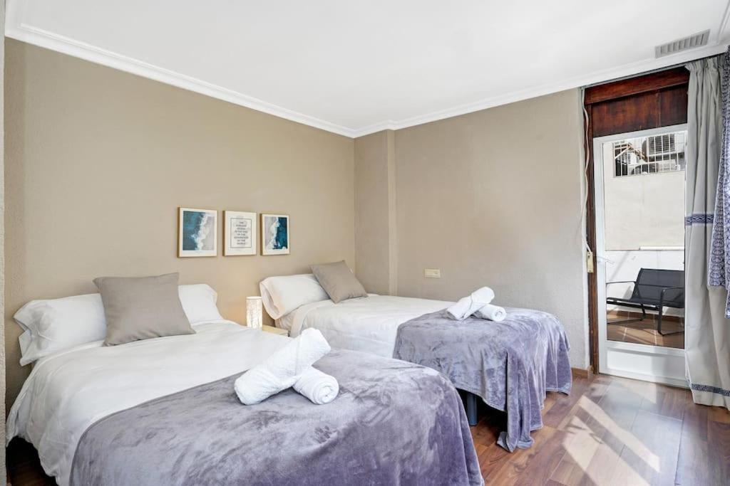 Apartamento Granada Centro. Atico Ayuntamiento ภายนอก รูปภาพ